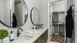 Edge Oakley Showsuite