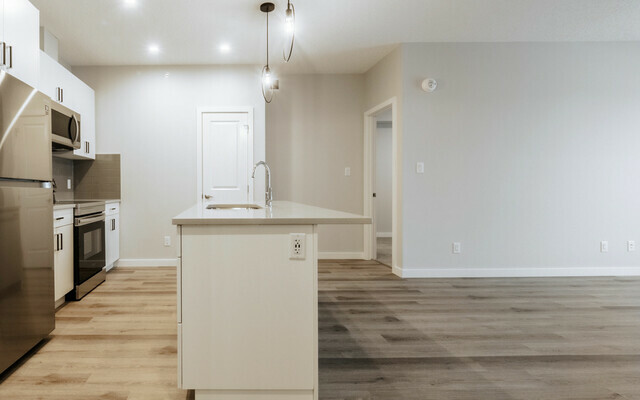 Sora 3 - B2 Unit - White Interior