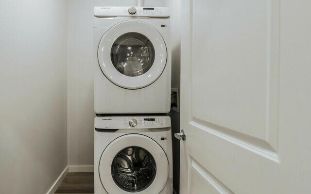 Sora 3 - Unit B2 - Grey Interior