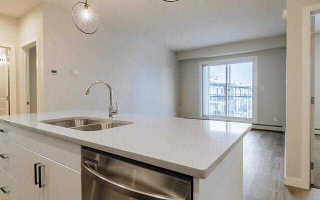 Sora 3 - Unit B9 - White Interior